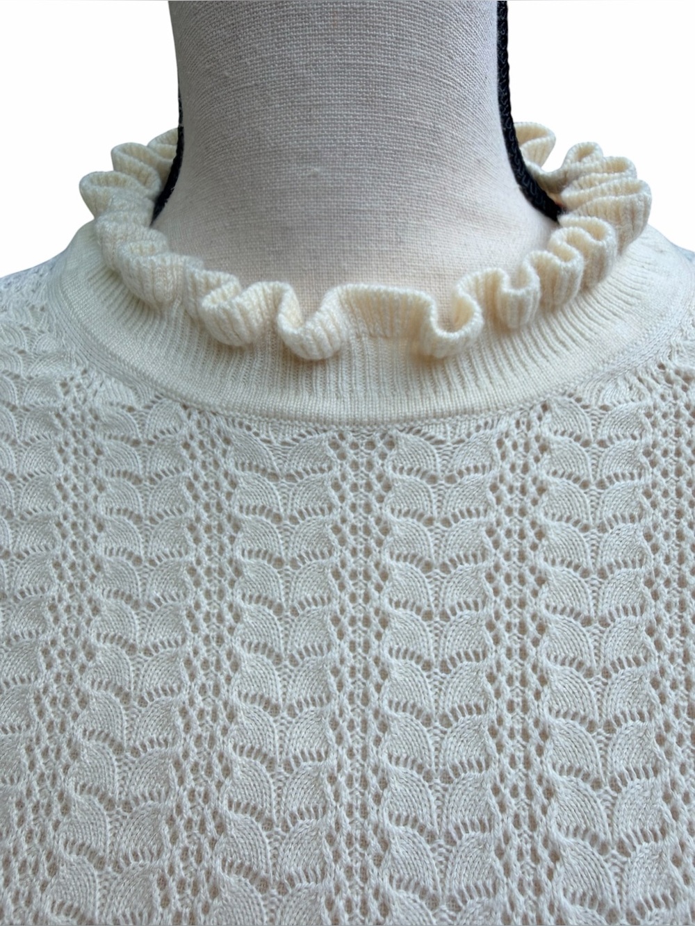 Boden Tia Pointelle Frilled Jumper Sweater Ivory Cream Knit Size Medium - Picture 7 of 8